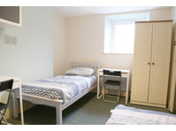 Royal Canal Terrace, Dublin