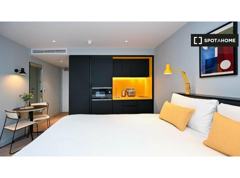 Studio apartment for rent in Dublin Docklands, Dublin - Apartments