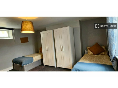 Bett zu vermieten in einer Residenz in Dublin - Cho thuê