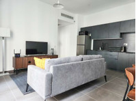 Flatio - all utilities included - Elegant apartment in Tel… - Te Huur