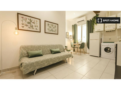 Apartamento de 1 dormitorio en alquiler en Bolonia - Apartmány