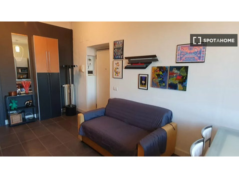 Apartamento de 2 habitaciones en alquiler en Milán, Milán - Pisos