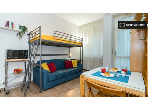 Apartamento de 1 dormitorio en alquiler en Turín - Διαμερίσματα