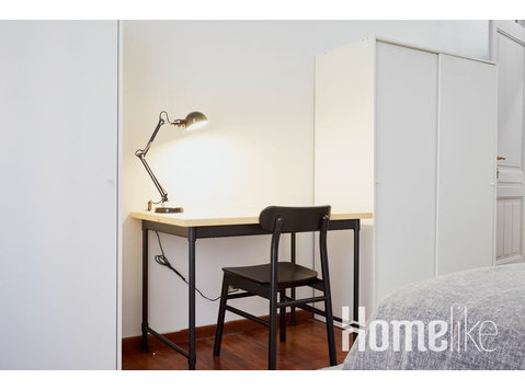 Mehrbettzimmer (2 Betten) in San Salvario, Turin - WGs/Zimmer