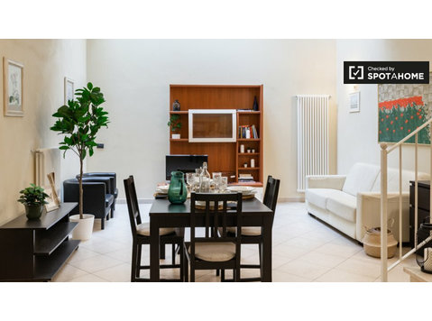 Apartamento de 2 habitaciones en alquiler en Florencia - Apartemen