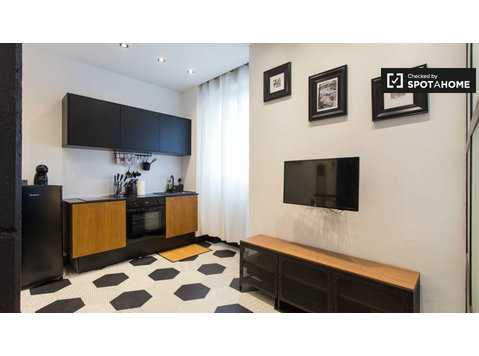 Apartamento com 1 quarto para alugar em Taliedo, Milão - Apartamentos