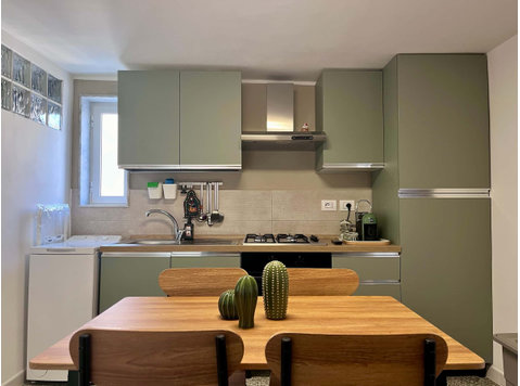 Apartment in Via Michele de Napoli, Bari for 60 m² with 2… - Apartments