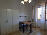 Stanza singola Bari - Apartments