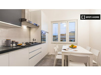 3-bedroom apartment for rent in Naples - דירות