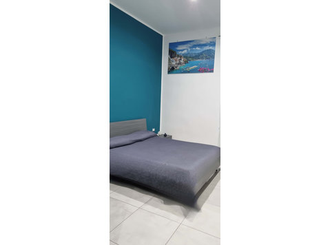 Stanza con bagno condiviso - Apartments