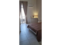 Stanza con bagno privato - Asunnot