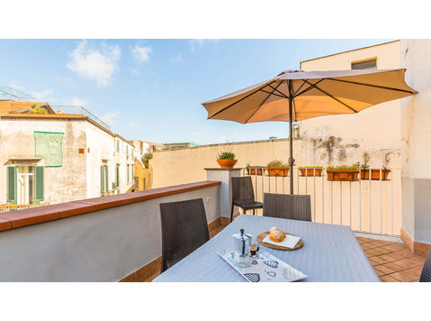 Terrazza San Paolo by Napoliapartments - آپارتمان ها