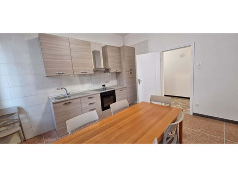 Appartamento nuovo in Via Ferravilla a Bologna - Apartments