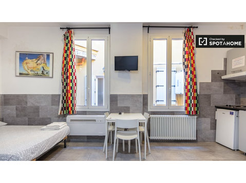 Nette 1-Zimmer-Wohnung zur Miete in Marconi, Bologna. - Wohnungen