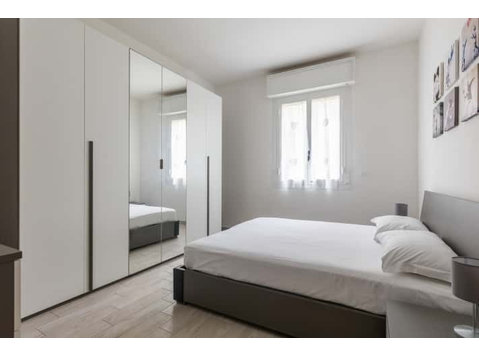 Modern Apartment in Bologna - Pisos