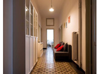 Stanza in Via Pietro Mengoli - Apartments