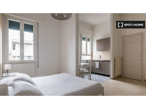 Studio apartment for rent in Bologna - Apartemen