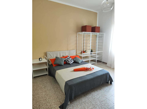 Via Mario Bastia 24 - Stanza 135 - Apartments