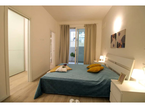 Via Menganti 8 - Stanza 44 - Apartments