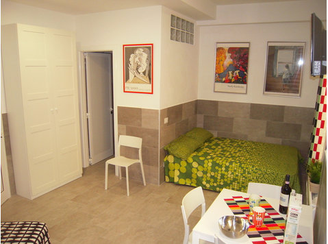 Via Nazario Sauro 5 (B6) - Apartments