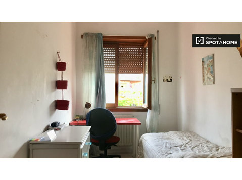 Gemütliches Zimmer zu vermieten, 2-Zimmer-Wohnung,… - Zu Vermieten
