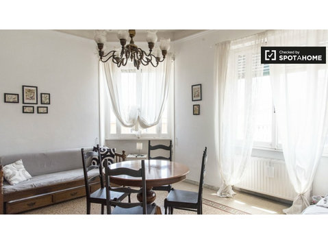 Room for rent in 4-bedroom apartment in Trieste/Nomentano -  வாடகைக்கு 