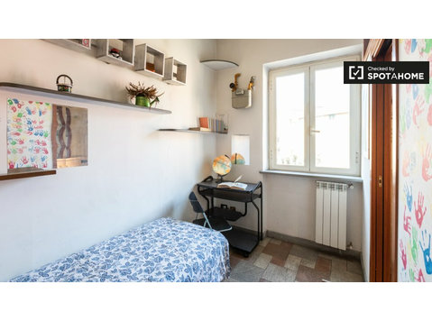 Einzelzimmer im Apartment in Tiburtina, Rom - Zu Vermieten