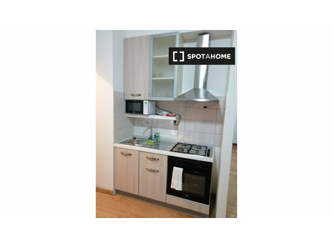 Apartamento de 1 dormitorio en alquiler en Aurelio Sud, Roma - Pisos