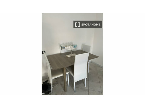 1-Zimmer-Wohnung zur Miete in Nettuno, Rom - Wohnungen