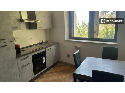 Apartamento de 1 dormitorio en alquiler en Trastevere, Roma - Pisos