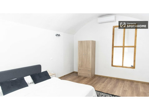 1-Zimmer-Wohnung in Rione Regola, Rom - Wohnungen