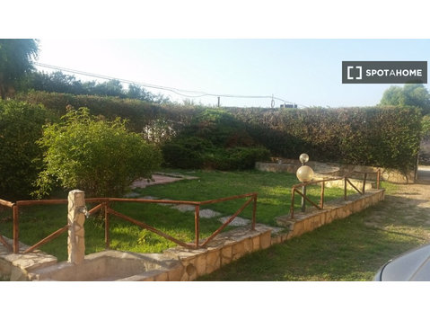 Appartamento con 2 camere da letto in affitto a Montalto di… - Appartamenti