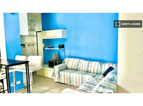 Apartamento de 2 dormitorios en alquiler en Monteverde, Roma - Pisos