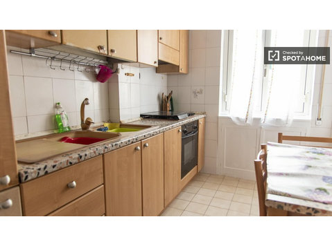Appartamento con 2 camere da letto in affitto a Nomentano,… - Appartamenti