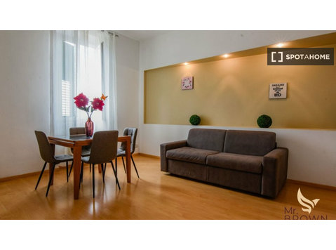 Appartement 2 chambres à louer à Ostiense, Rome - Appartements