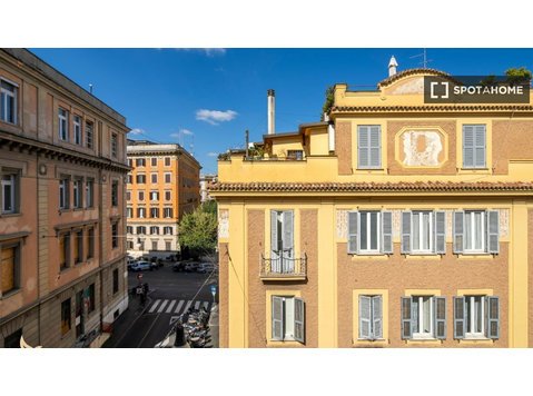 Appartement de 2 chambres à louer à Rione Borgo, Rome - Appartements