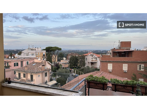 Appartement de 2 chambres à louer à Trionfale, Rome - Appartements