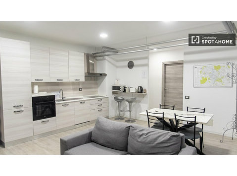 Appartamento con 3 camere da letto in affitto a Medaglie… - Appartamenti