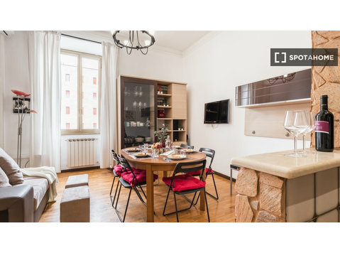 3 bedroom apartment for rent in Rione XV Esquilino - Apartamente