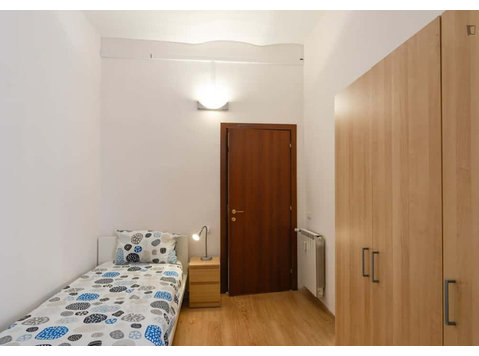 Alessandria 5 Room 2 - Apartments