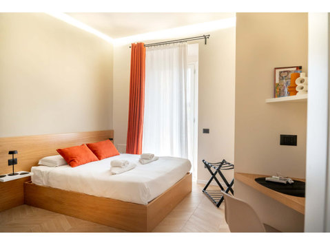 Apartment in Via Luca della Robbia, Roma for 83 m² with 3… - Apartments