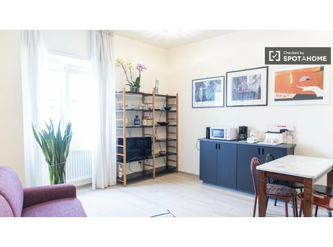 Apartamento com 1 quarto para alugar em Gianicolense, Berlim - Apartamentos