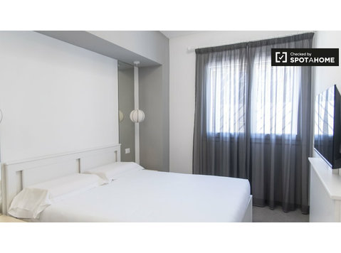 Apartament z 1 sypialnią do wynajęcia w Rzymie - Mieszkanie