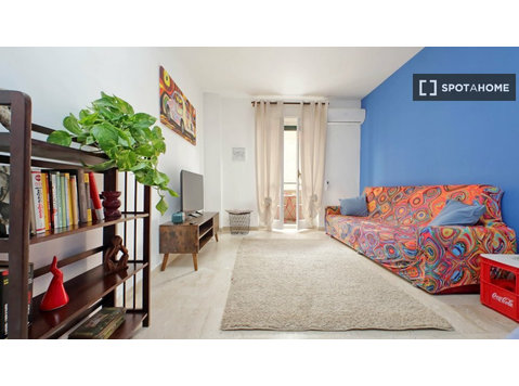 Apartamento de 1 dormitorio en alquiler en Trastevere, Roma - Pisos