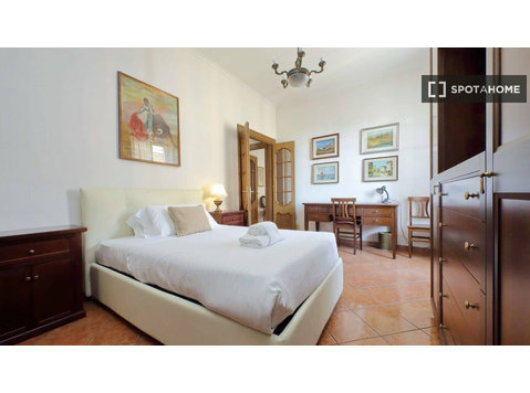 Mieszkanie z 2 sypialniami do wynajęcia w Appio-Latino w… - Mieszkanie