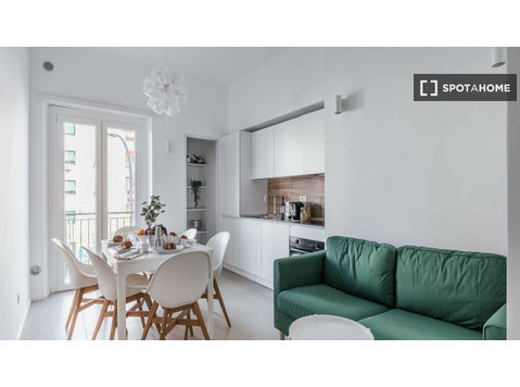 Bright and spacious apartment in Porta Maggiore - Apartments