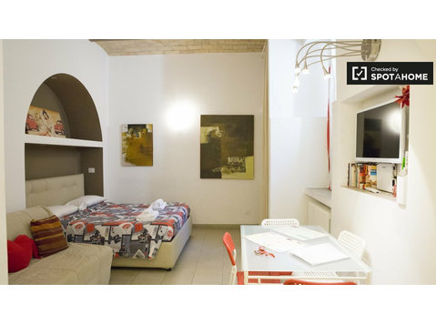 Centro Storico, Roma'da kiralık şirin studio daire - Apartman Daireleri