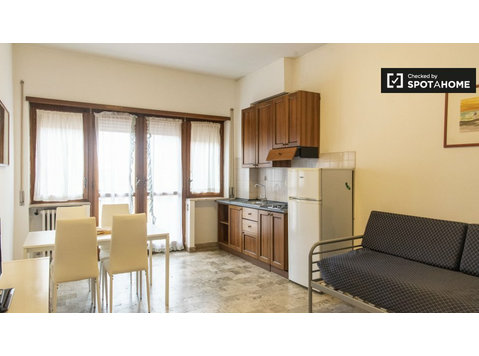 Klasyczny apartament z 1 sypialnią do wynajęcia w Balduina,… - Mieszkanie