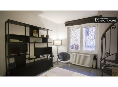 Studio compact à louer à San Pietro, Rome - Appartements