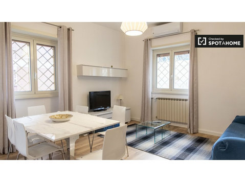Élégant appartement de 2 chambres à louer à Portuense, Rome - Appartements